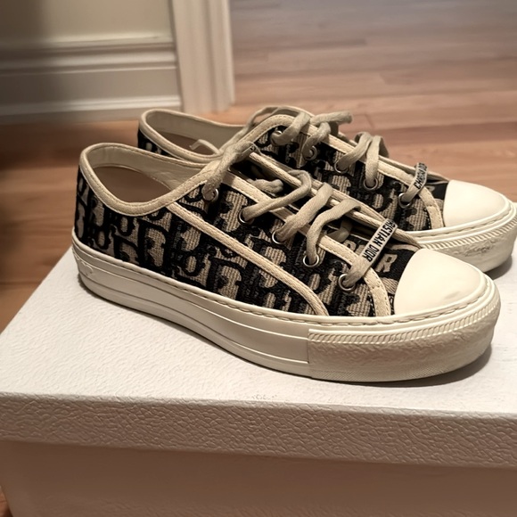 Dior Walk N Dior Sneaker - Picture 6 of 6